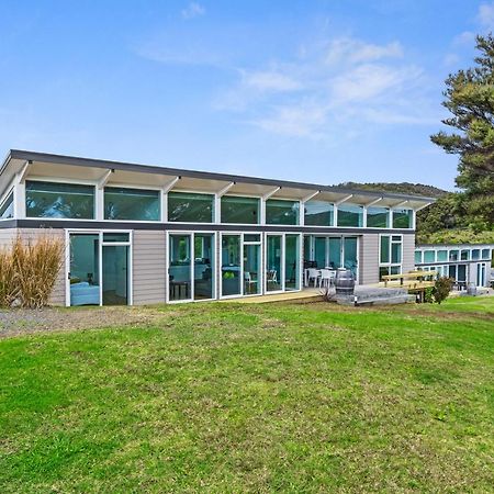 Paroa Bay Chalets - Te Whare Tui Ръсел Екстериор снимка
