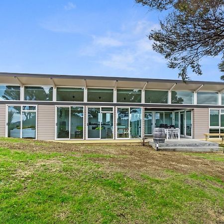 Paroa Bay Chalets - Te Whare Tui Ръсел Екстериор снимка